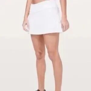 Lululemon Play Off the Pleats Mid-Rise Skirt